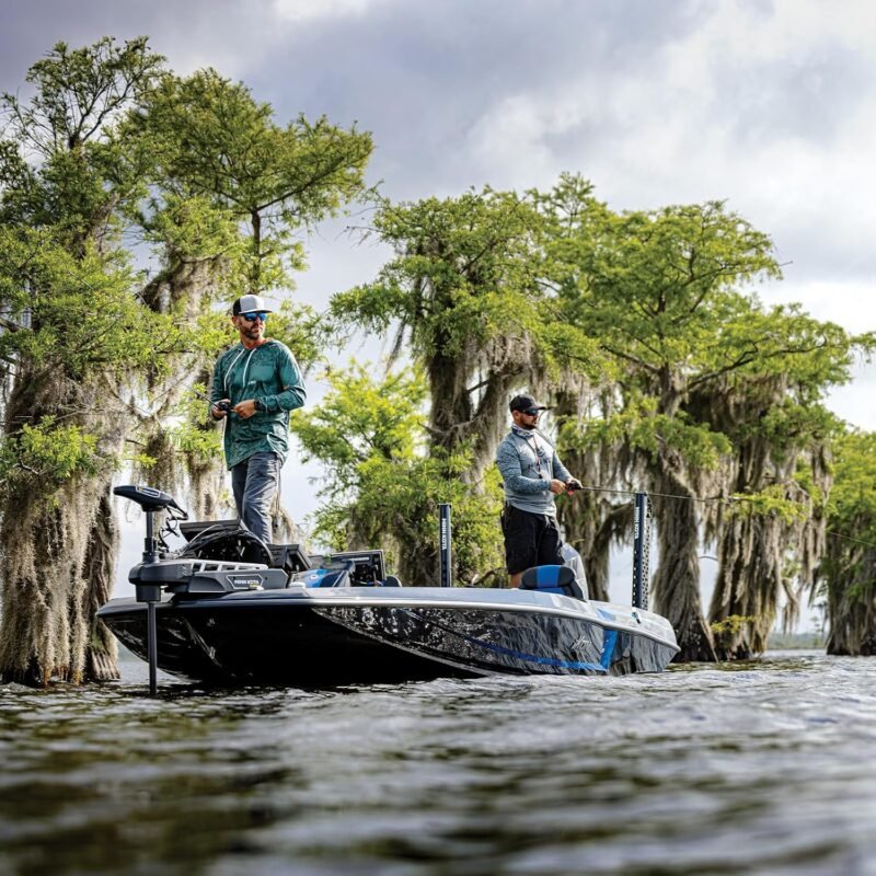 Minn Kota 1358502 Ulterra Quest Brushless Bow-Mount Trolling Motor with Spot-Lock, MEGA Side Imaging, Wireless Remote, 90/115 Lb. Thrust, 60 in. Shaft, Freshwater - Image 7